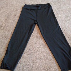 Black Sheer Capri Leggings Size L/XL